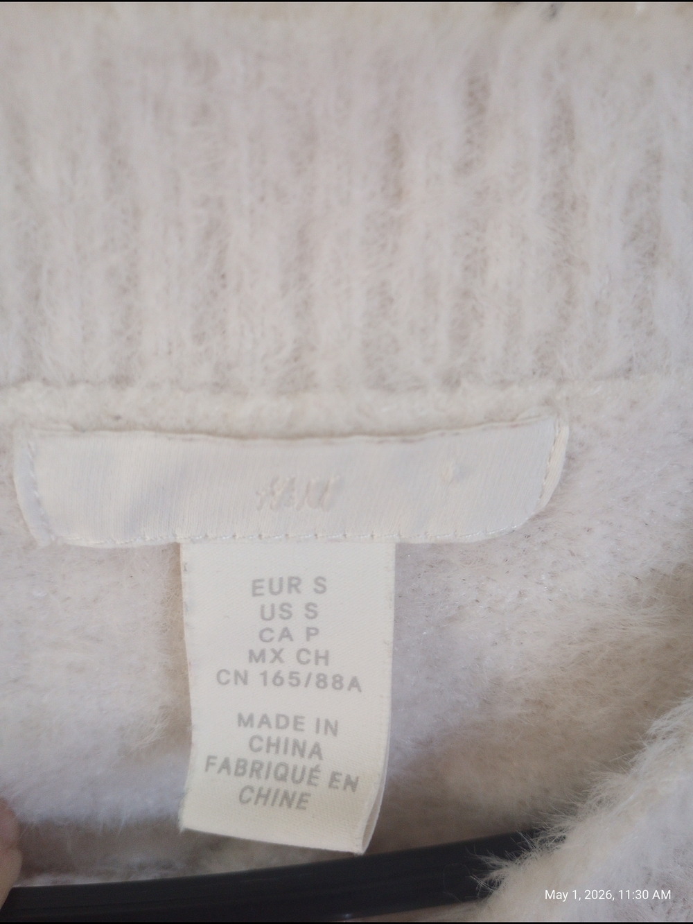 Ivory Plush Button-Front Cropped Cardigan - Picture 5 of 5
